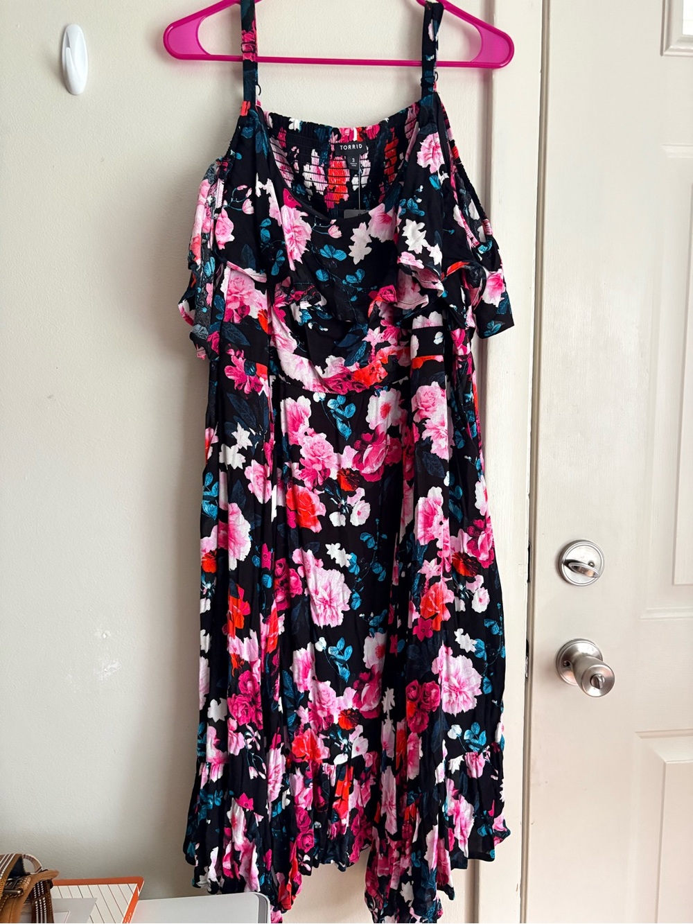 NWTS torrid Black Cold-Shoulder Midi Dress with Pink & Red Floral Print